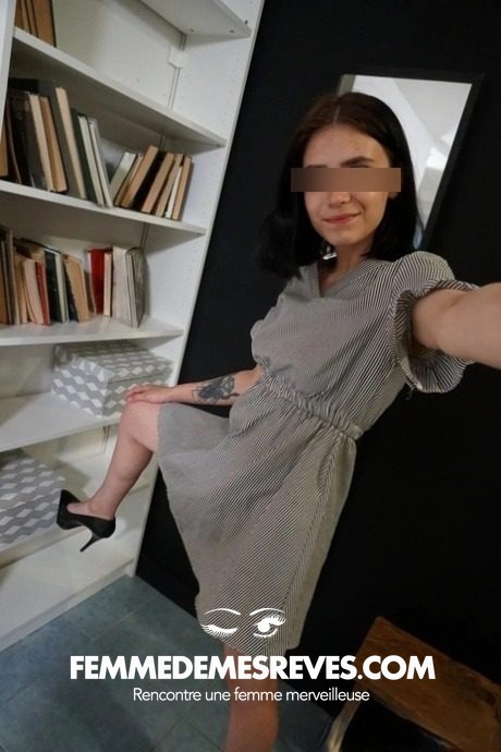 Femme Ă Broze