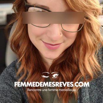 Femme à Camaret sur Mer
