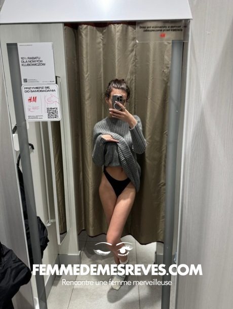 Femme Ă Caunettes en Val