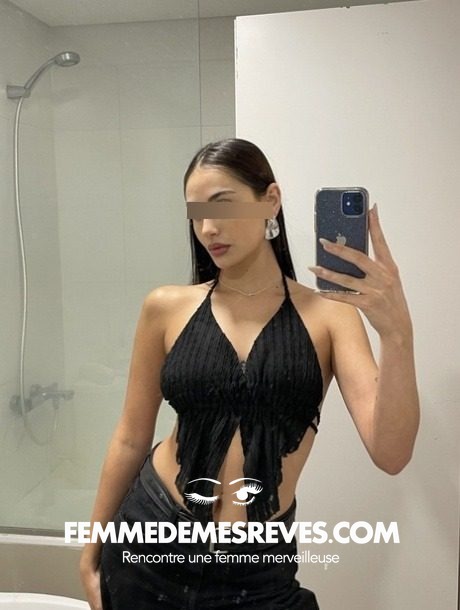 Femme à Fontet