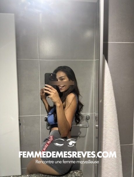 Femme à Gilette