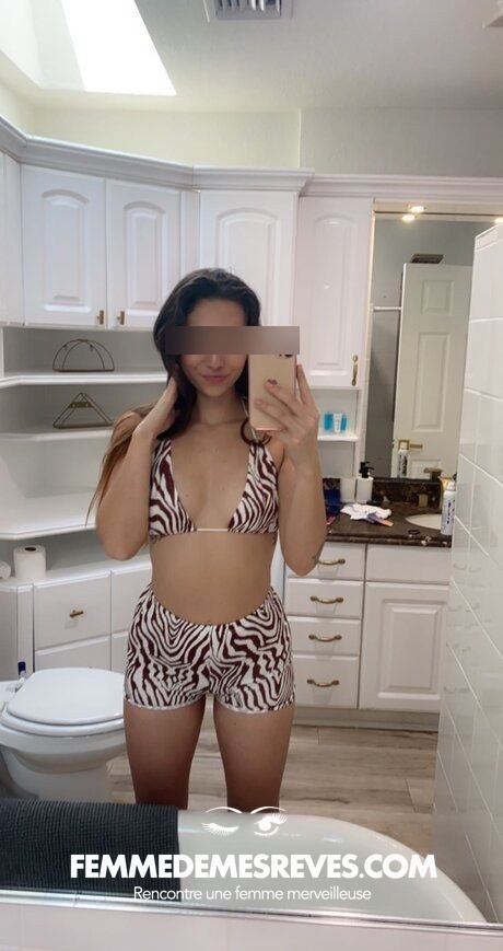 Femme à Ménil Hermei