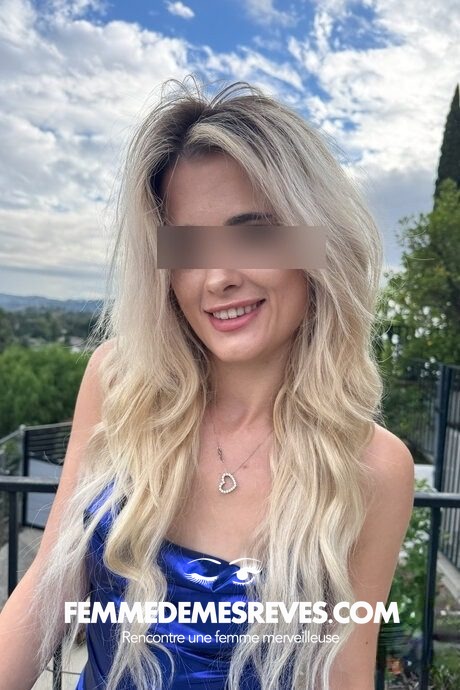 Femme Ă Neuvy en Dunois